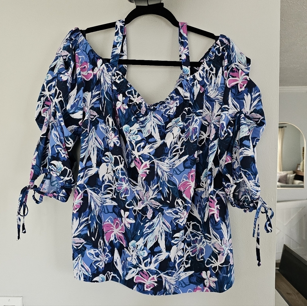 Lane Bryant Blouse 14/16 A2